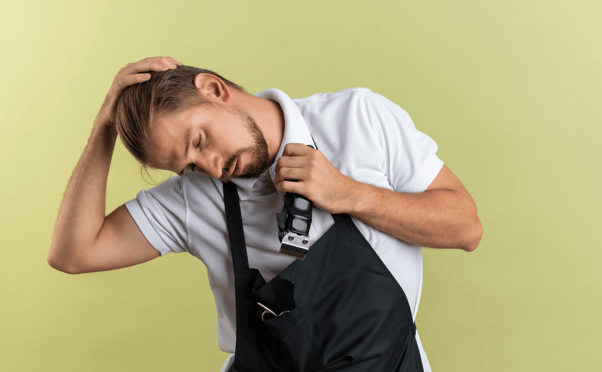 Physical Strain as a Hairstylist: Tips and Exercises for Staying Comfortable on the Job